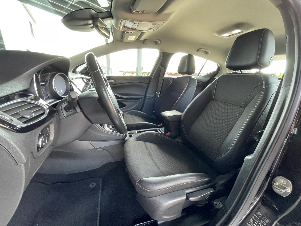 
								OPEL Astra full									