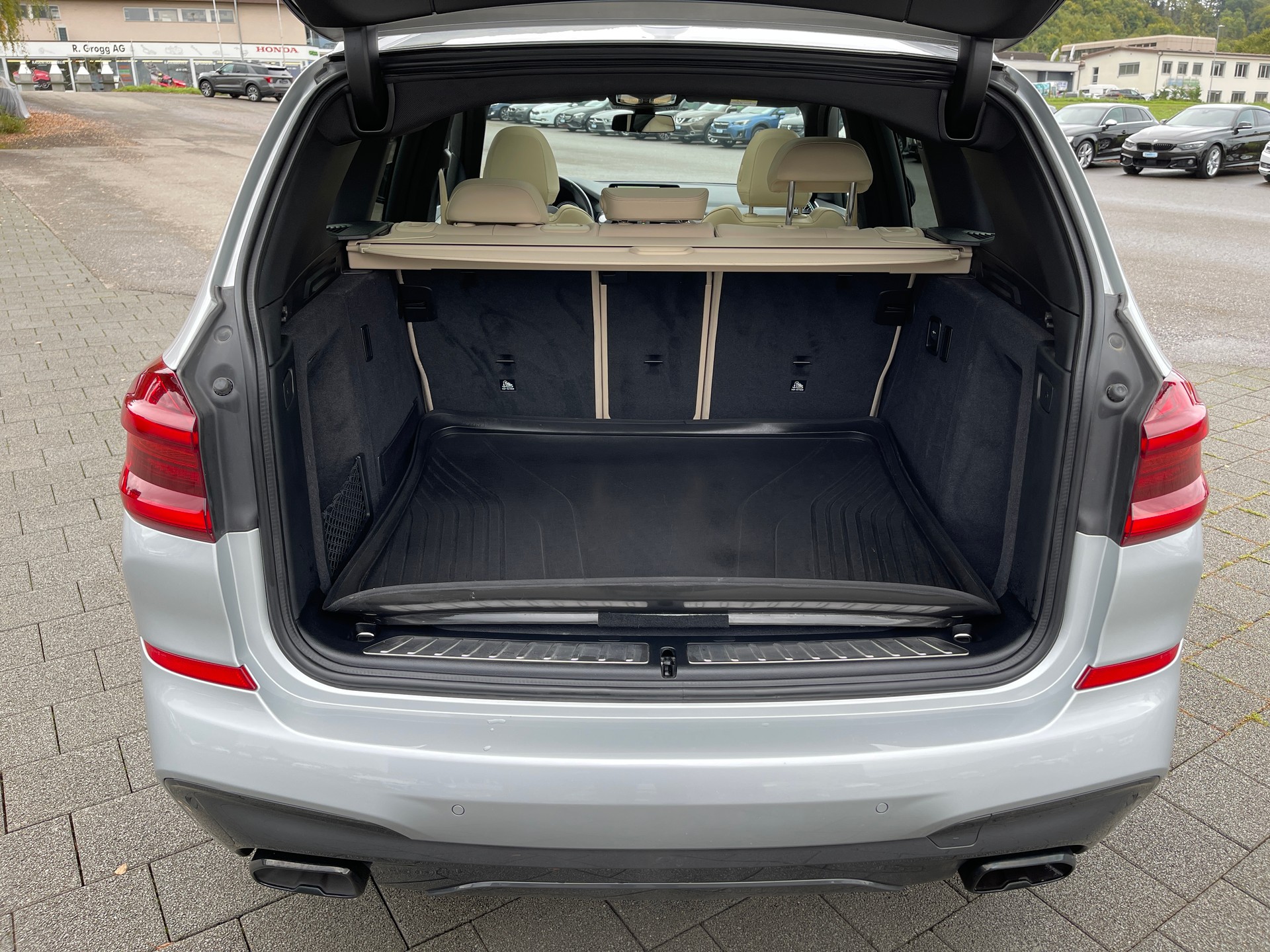 
								BMW X3 xDrive M40i Steptronic full									