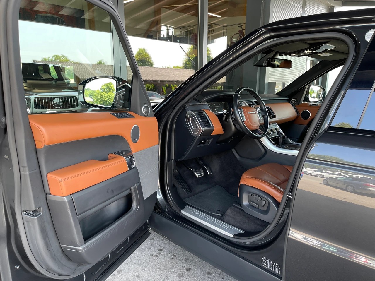 
								LAND ROVER Range Rover Sport full									