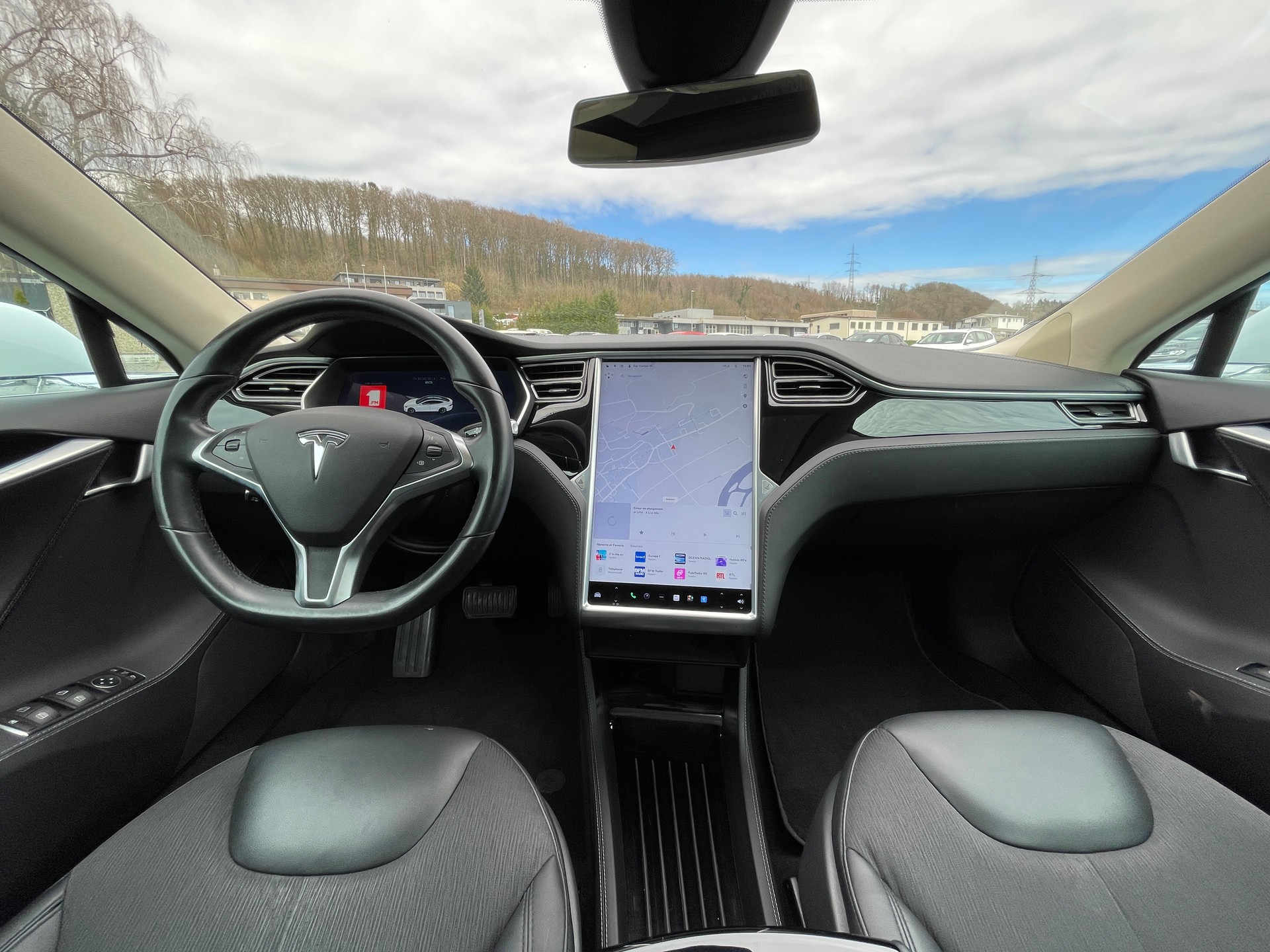
								Tesla S 85 2015 Sedan Electric full									