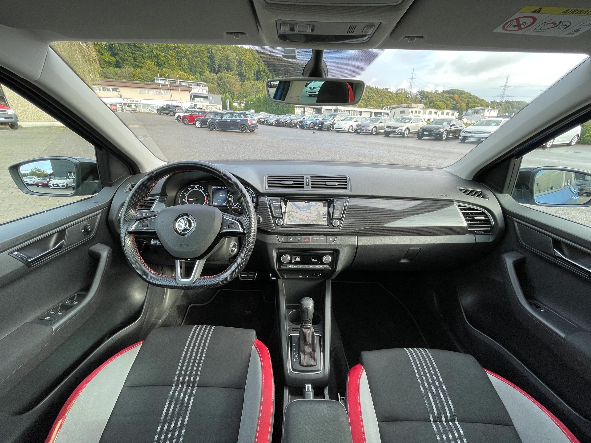 
								SKODA Fabia full									