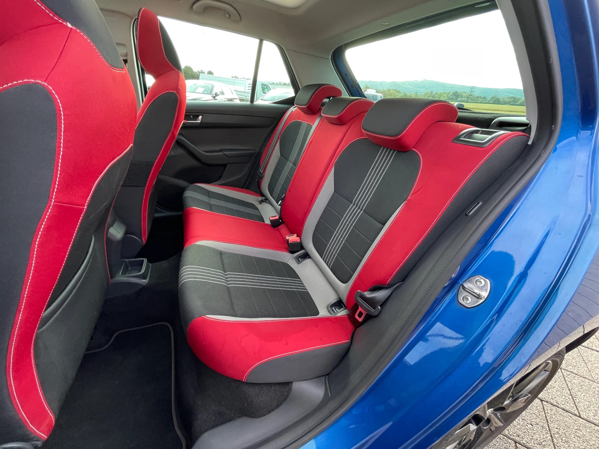 
								SKODA Fabia full									
