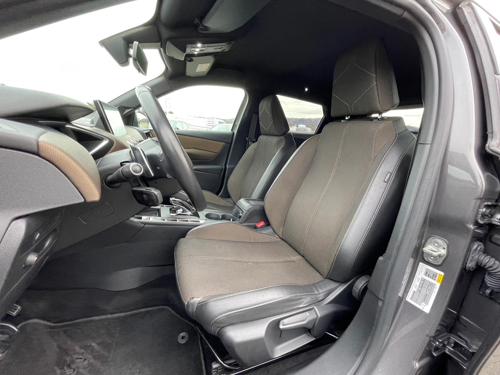 
								DS 3 Crossback full									