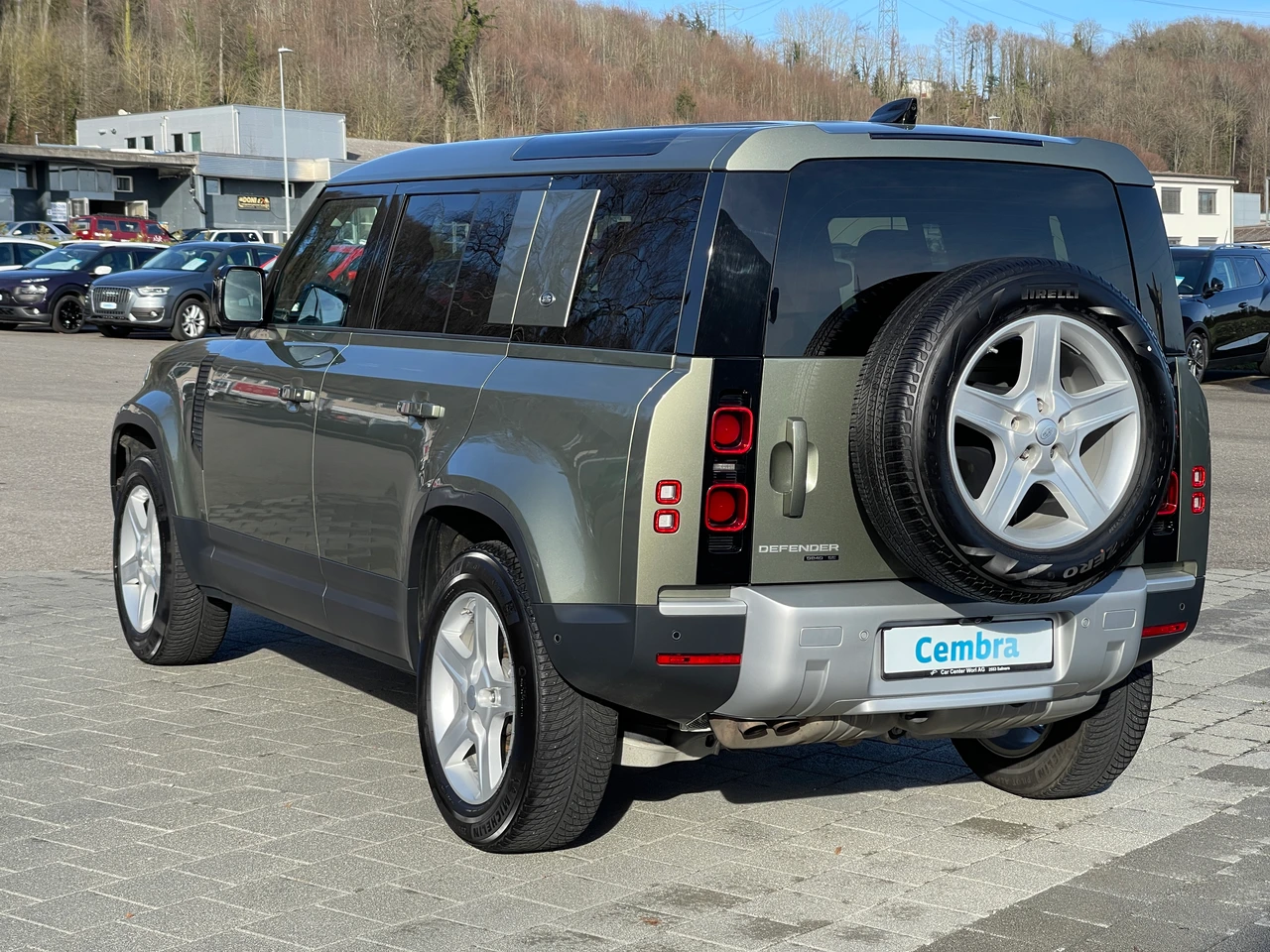 LAND ROVER Defender 110