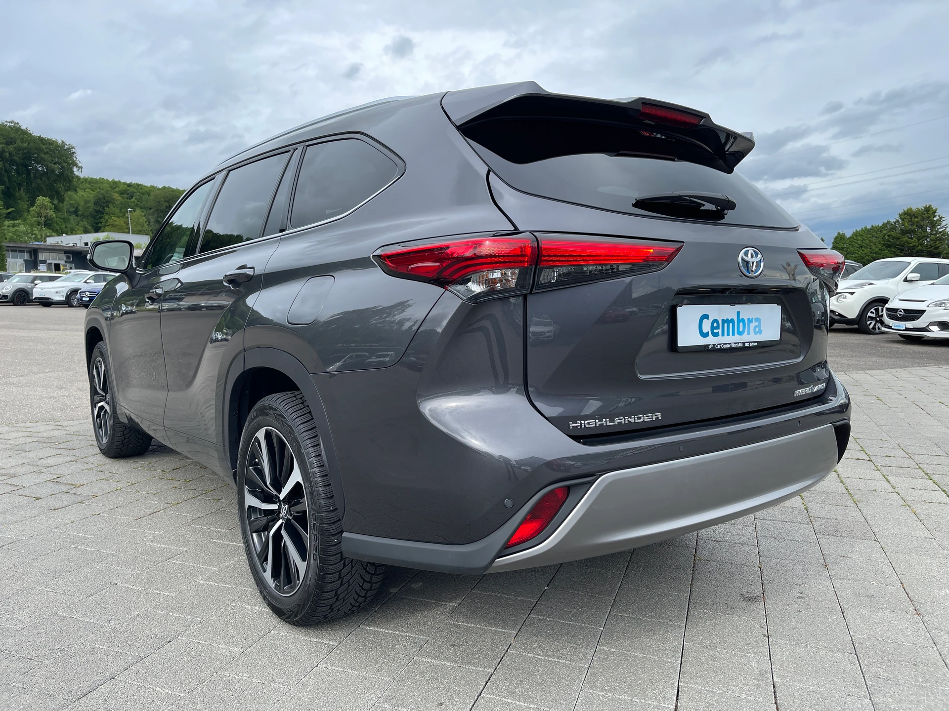 TOYOTA Highlander