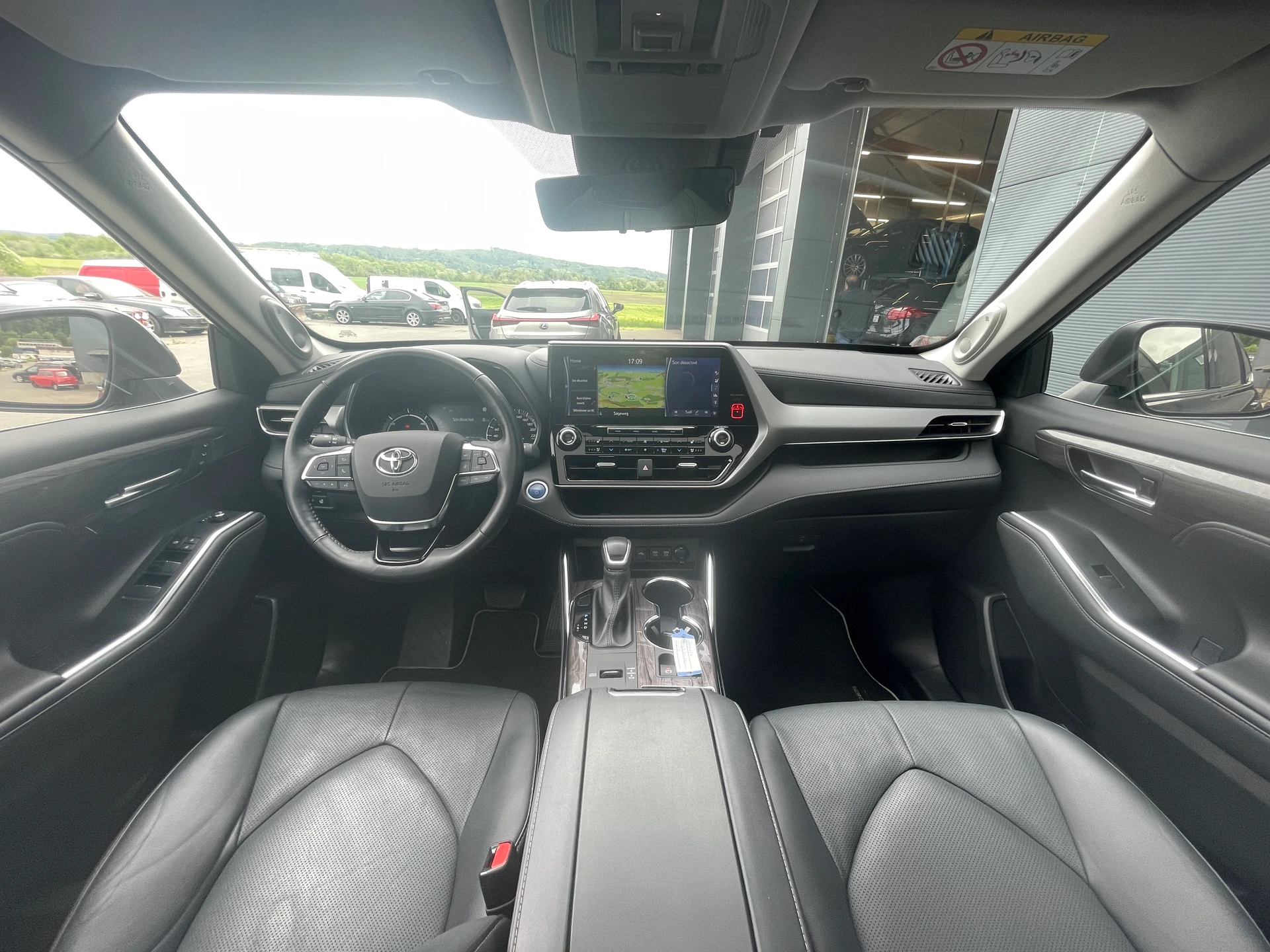 TOYOTA Highlander