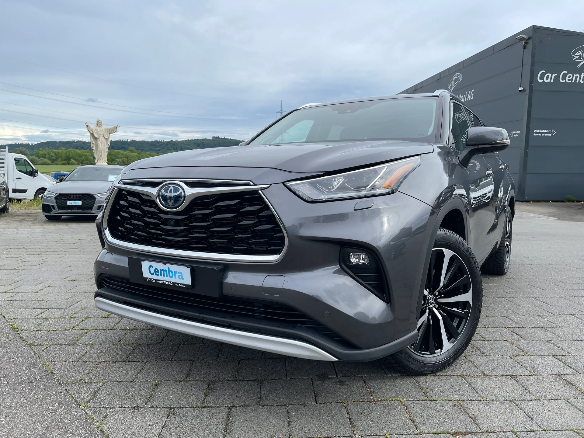 TOYOTA Highlander